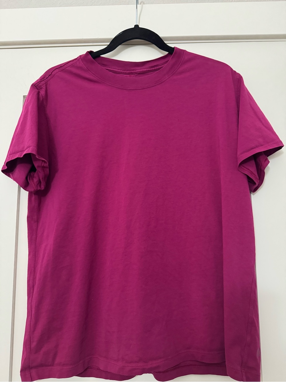 lululemon athletica Short Sleeve Tee in Fuchsia